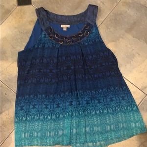 A blue-green ombré tank top